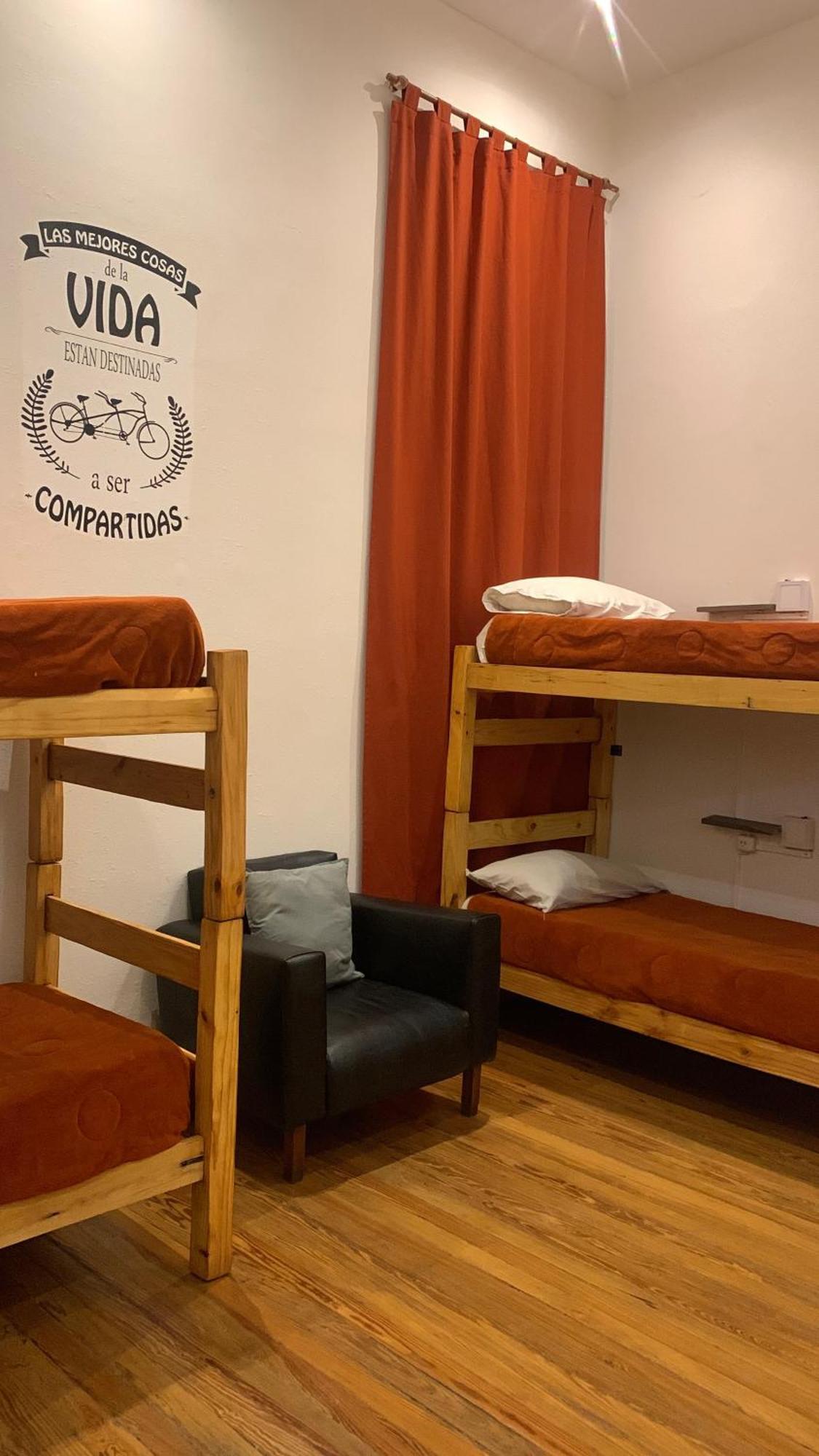 Hostel Alvear Cordova Esterno foto